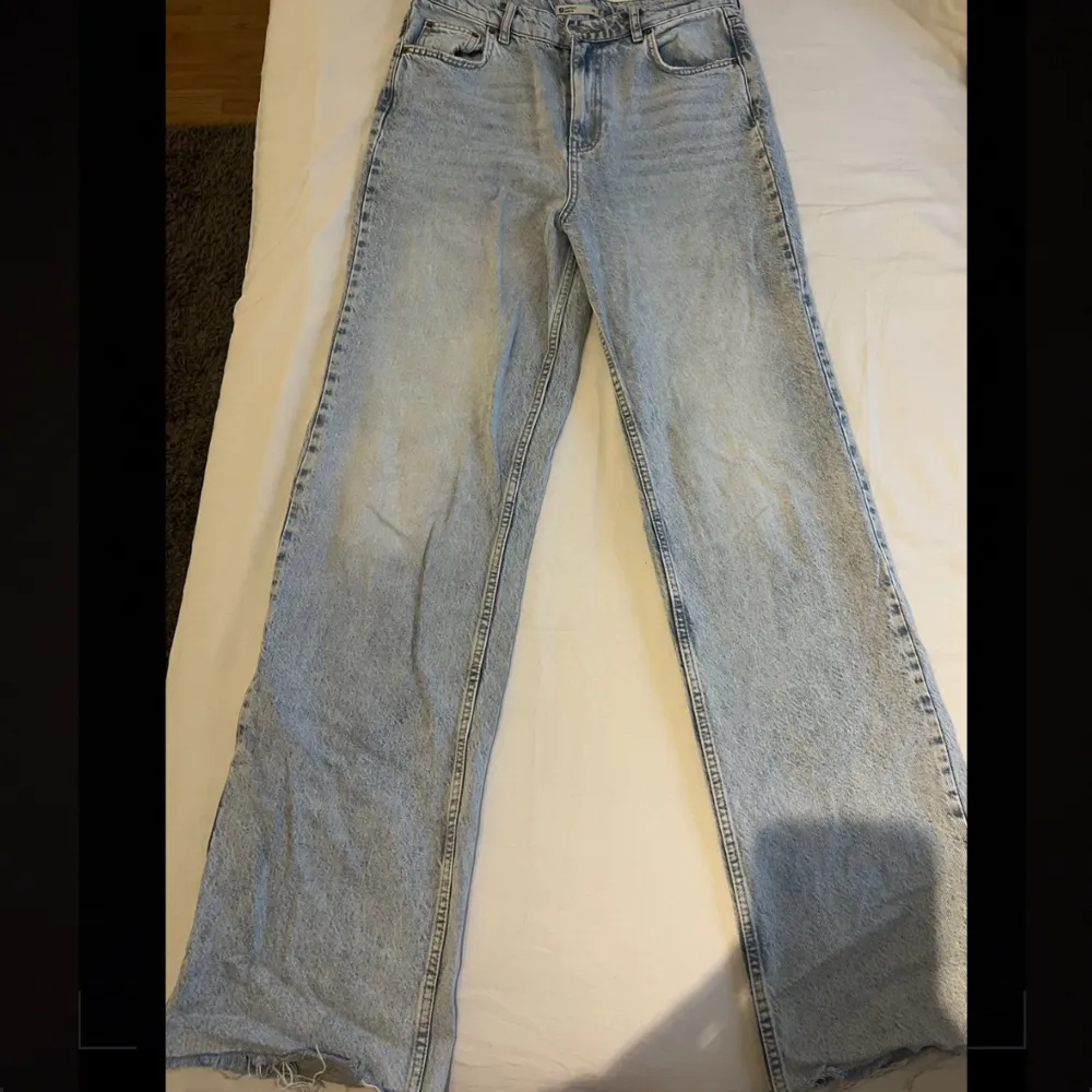 Så snygga jeans som tyvärr aldrig kommer till användning längre 💞. Jeans & Byxor.