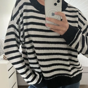 Randig tröja - Jättemysig och randig tröja!🤍