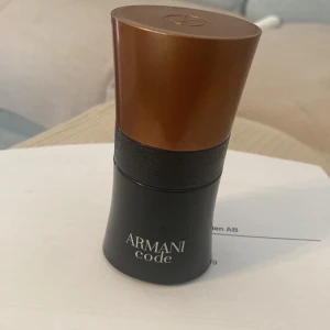 Parfym  - Armani code 65%kvar