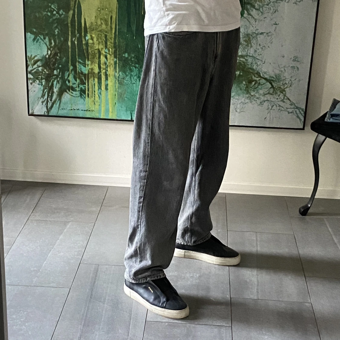 Grå/svarta jeans - 90