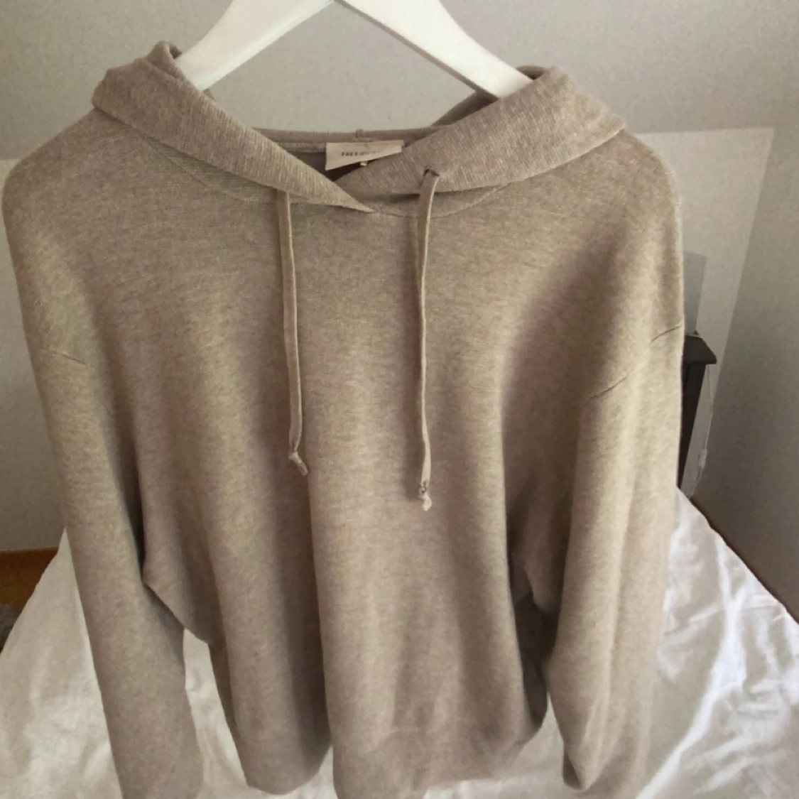 Beige virkad hoodie  - 90