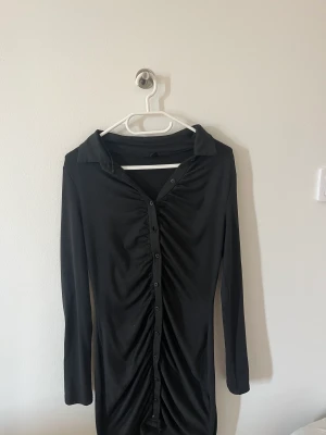 Klänning  - Tight klänning bra skick 