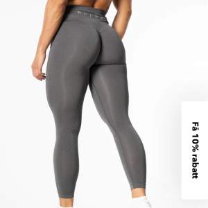 Nya prime scrunch tights från Relode i färgen Granit, originalpris är 699kr! Stretchiga så passar även bra på någon som vanligtvis bär S