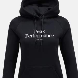 Peak performance hoodie, säljer då jag inte använder den längre. Den är i god skick.