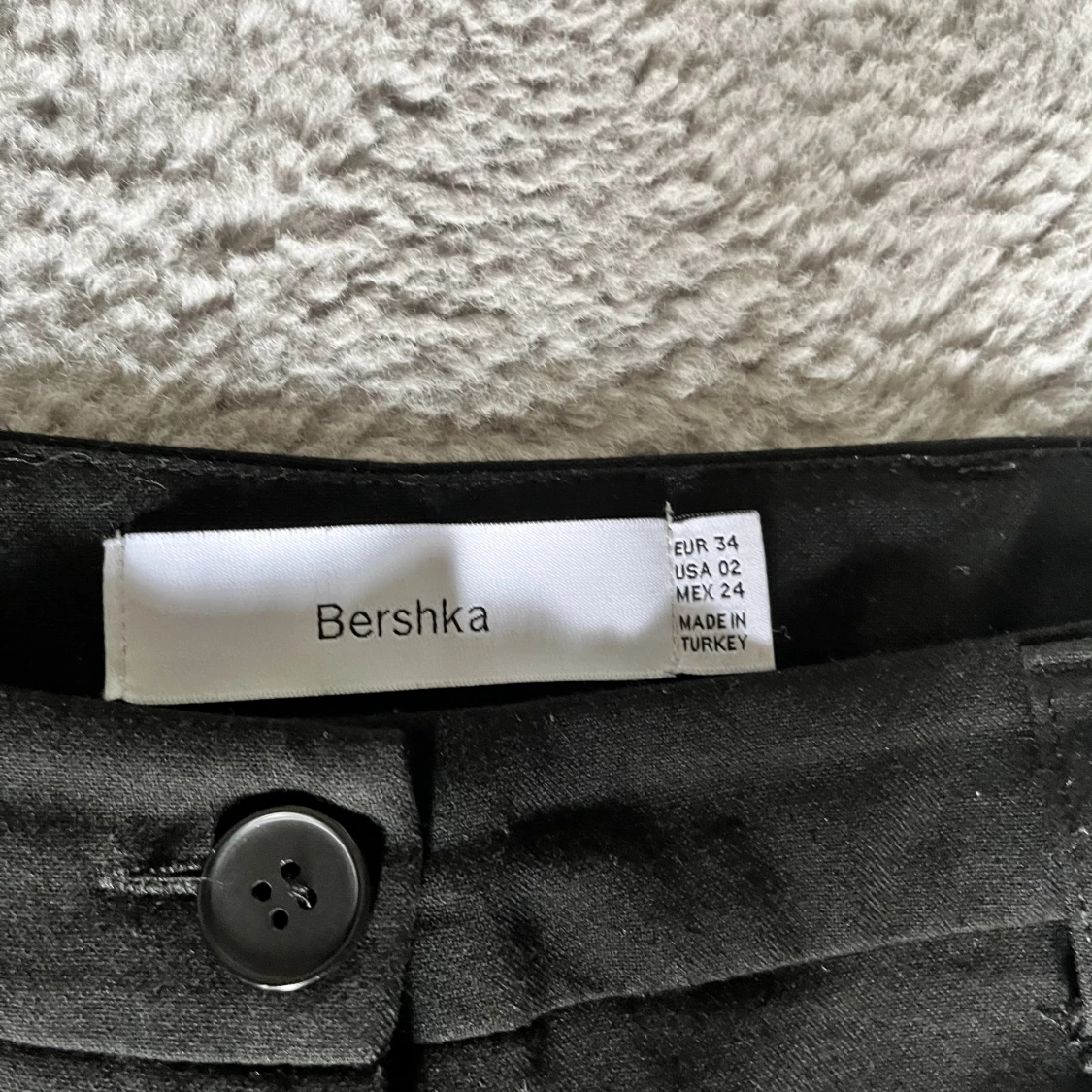 Bershka kostymbyxor  - 91