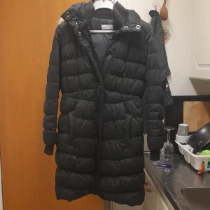 Jacka - Använd ytterslite inge fel på den alls 