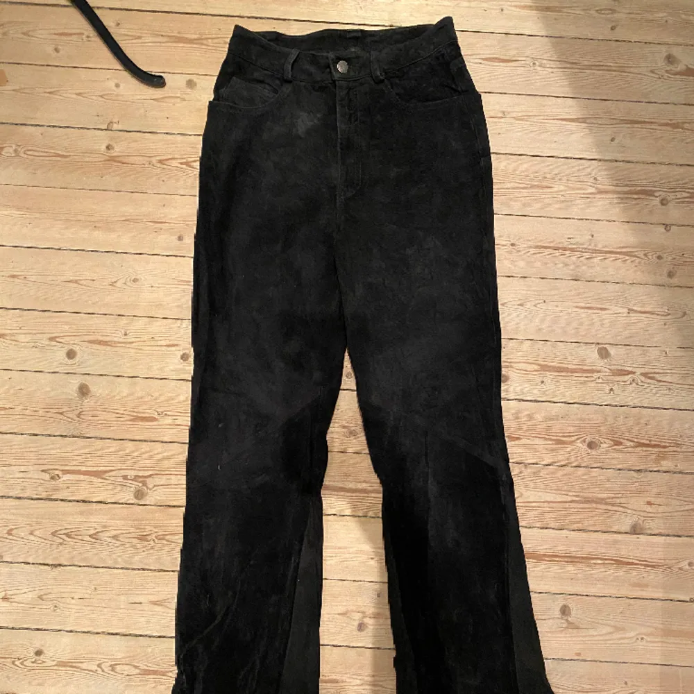 Snygga mockabyxor i Vintage Stil. Jeans & Byxor.