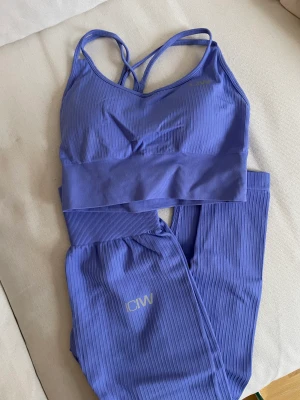 ICANIWILL set - Suuuuuperfint set från iciw, använt ca 3-4 gånger! Går att köpa delarna separat med