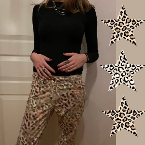 Ringar i rostfritt stål - Vi säljer unisex ringar i rostfritt stål som kombinerar tidlös stil med de senaste modetrenderna. Ringarna är tillgängliga i tre olika storlekar, S, M, L. Varje ring är noggrant utvalda för att säkerhetställa en hög kvalite och unika detaljer.⭐️⭐️