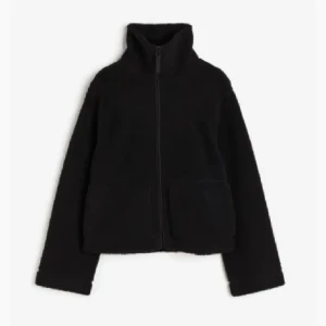 Teddyjacka hm🤍 - Fin jacka från hm🤍🤍 Storlek M men passar S