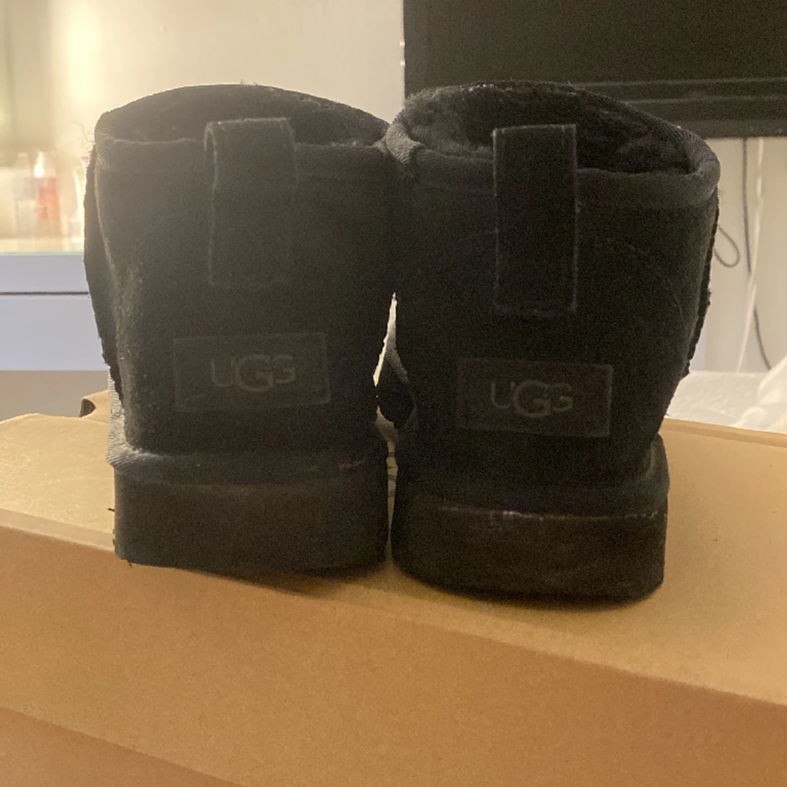 Uggs  - 91