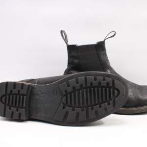 Fårskinnsfodrade herr boots från Shepherd. Modell: Kevin, yttermaterial: nubuck (egna bilder) o.p. 2200kr