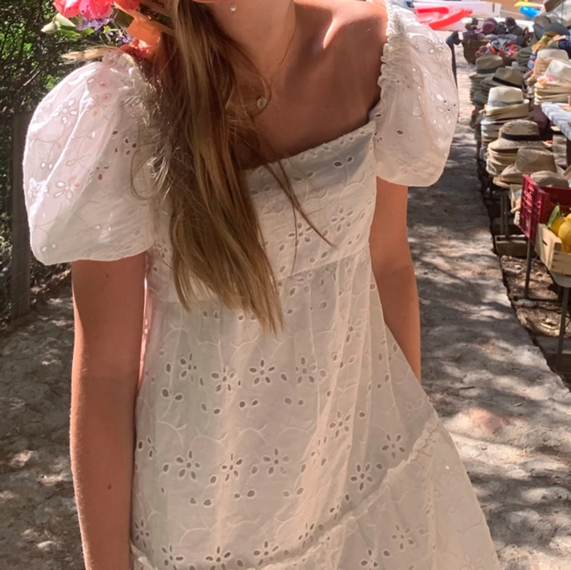 Vit spetsklänning  - 90