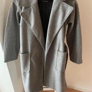 Kappa  - Grå vinterjacka från Newyorker 