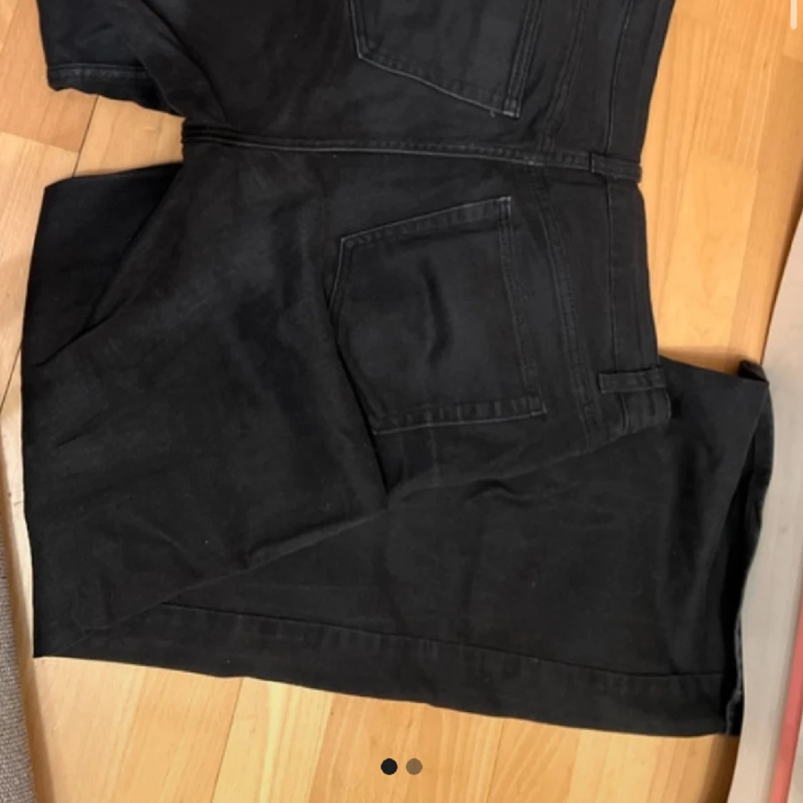 Black Wide Jeans