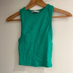 Linne - Linne ifrån zara, säljer då det inte passar mig längre. Fint skick 💓