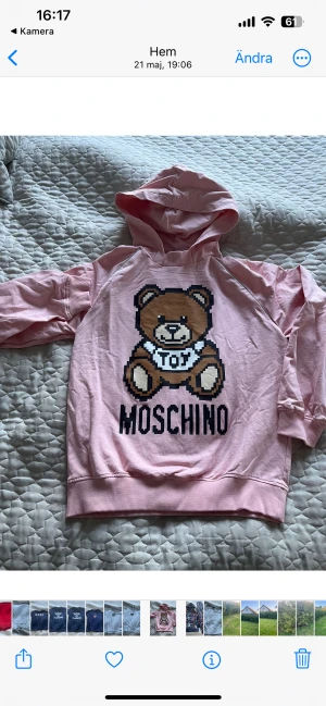 Moschino hoodie storlek 152 - Tröja i nyskick   Nypris cirka 2000kr