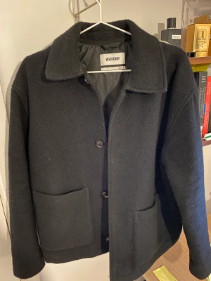 Weekday - wool - jacket.  - En wooljacket från weekday som kommit till användning ett fåtal av tillfällen. Nypris är 900 kr! 