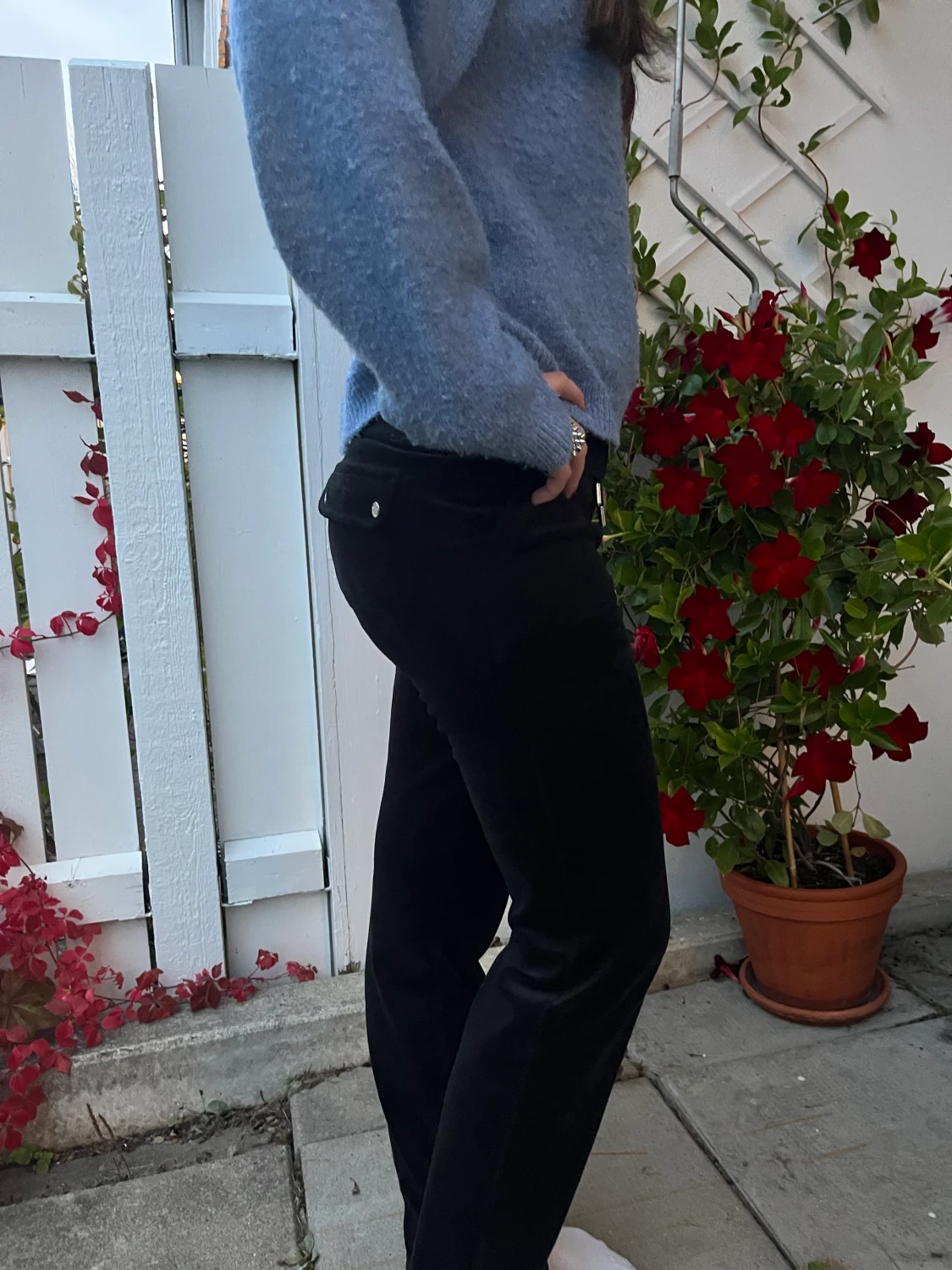 Svarta juicy couture byxor - 90