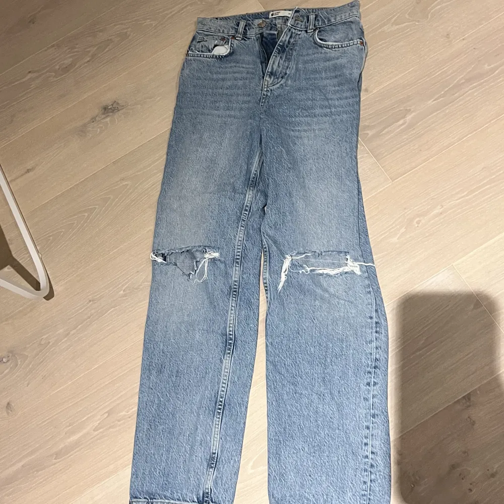 Blåa jeans från Gina Tricot, använda fåtal gånger💗. Jeans & Byxor.