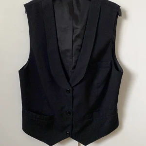 Kavaj - Jättesöt figursydd kavajväst❤️