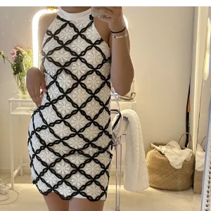 Klänning  - Ariana Grande klänning från London 