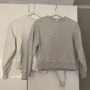 2-pack med sweatshirts i grå och vit❤️ båda i strl xxs🍁