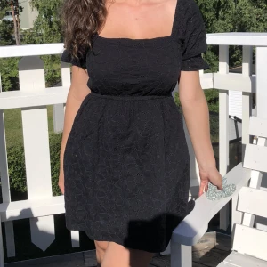 Klänning NA-KD - Klänning som endast är använd ett par gånger! 