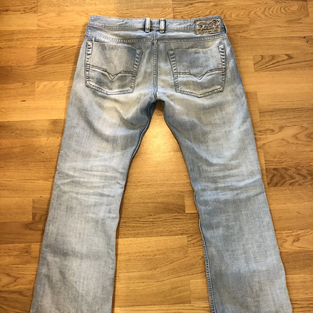 Ljusblå diesel jeans W32 L32. Jeans & Byxor.