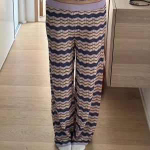 Zara byxor  - Palazzobyxor i storlek S! 