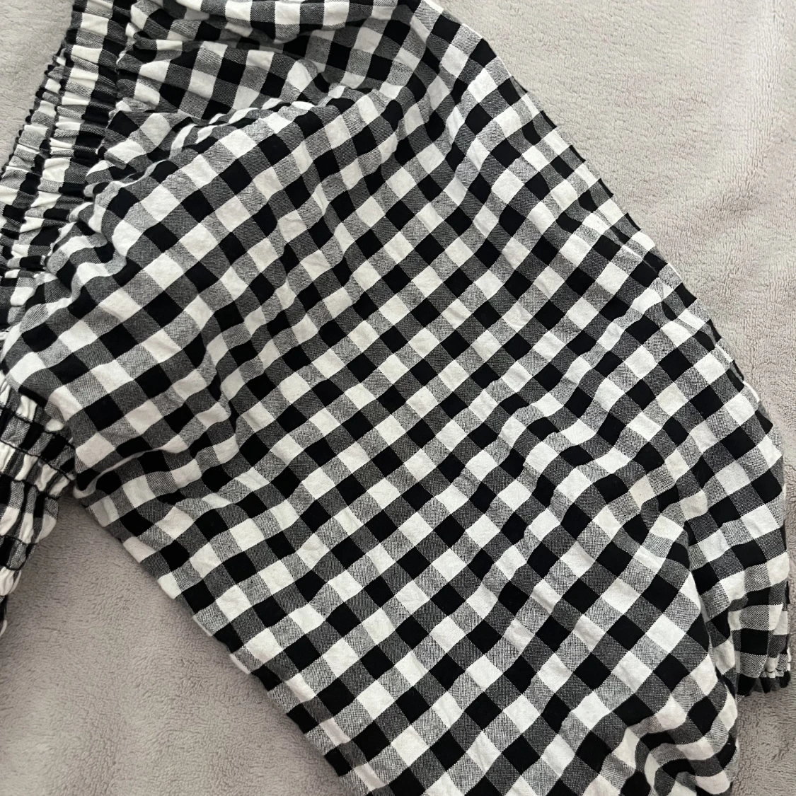 Crop top med ballongärmar  - 91