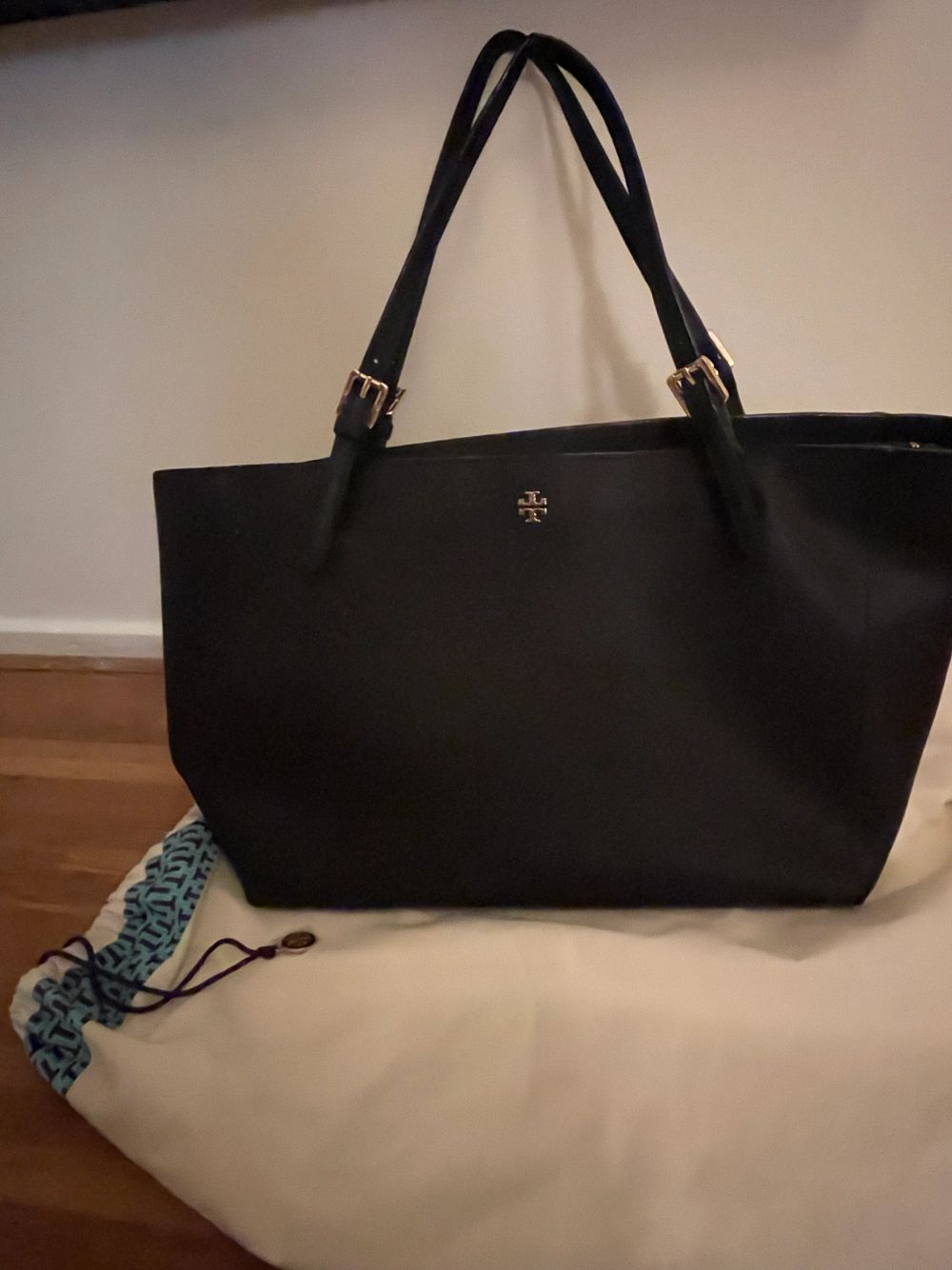 Tory burch totebag v ska