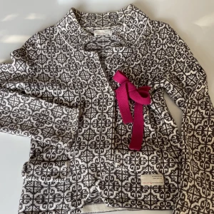 Odd Molly kofta - Säljer den här fina Odd Molly koftan i fint skick!