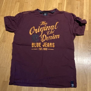 T-shirt herr - Knappt använd