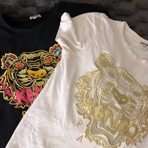 Kenzo t-shirts  - Två kenzo t shorts i storlek S Med olika mönster och färger. 150 kr st. 300 för båda