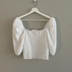 Topp - Jättegullig topp från H&M