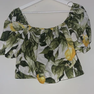 Sommartopp - Fin sommartorp💞🌻Endats använd en gång.