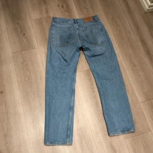 Blå Xdye jeans -  i toppen skick, regular fit