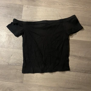 Topp - Jättesöt topp från H&M, skriv privat för bilder🩷