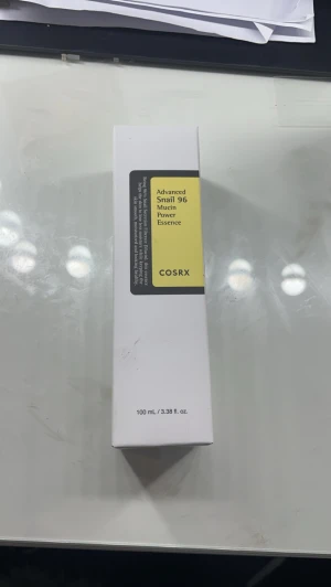 COSRX mucin power essence  - Oöppnad COSRX mucin power essence. 100ml ny pris 250 mitt pris 100 går ej mer lägre än så. Köparen står för frakten kan mötas upp❤️