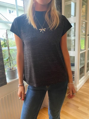 Glittertop - Glittertopp perfekt till fest!!😍🙌