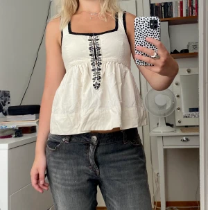 Isabel Marant topp - Världens finaste topp från isabel Marant. Den har inga defekter, som ny❤️.  Om du vill ha fler bilder, skriv gärna vad du vill ha bild på❤️🥰🫶🏻. 