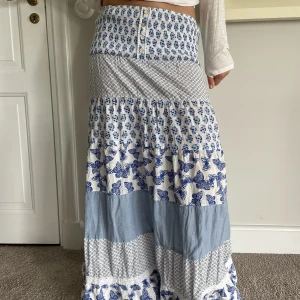 Kjol - Så fin långkjol!! 💙💙