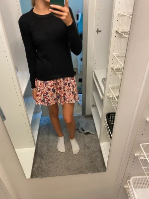 Zara volang kjol - Super söt volang kjol från zara💞