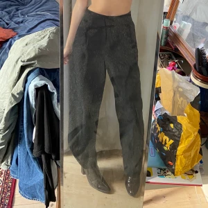 Kostymbyxor  - Svartvida kostymbyxor 