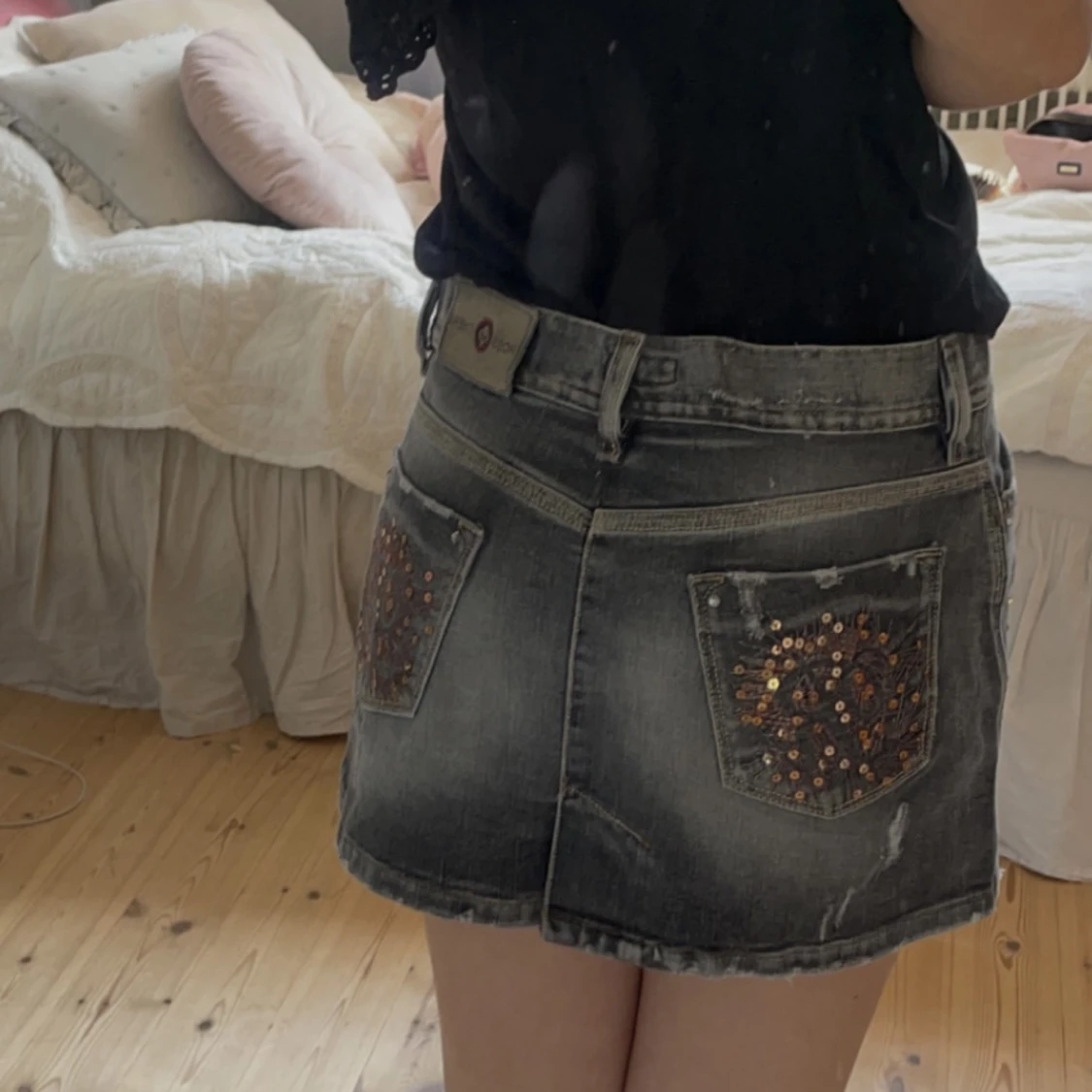 Grå jeanskjol  - 90