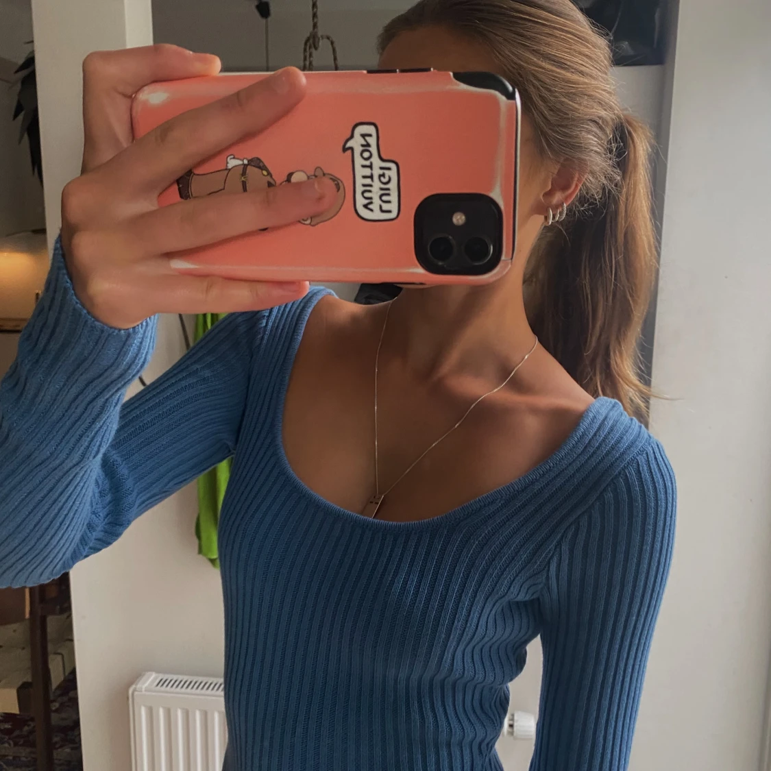 Lång stickad blå klänning - 90