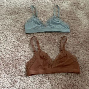 Lace bra - En mjuk bh från lager 157. En för 40 och båda för 70. Knappt använda.