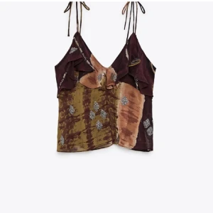 Zara linne  - Super fint zara linne som bara använts 1  enda gång❤️helt slutsåld. Ordinarie pris 429kr. Vid snabb affär kan priset sänkas! 