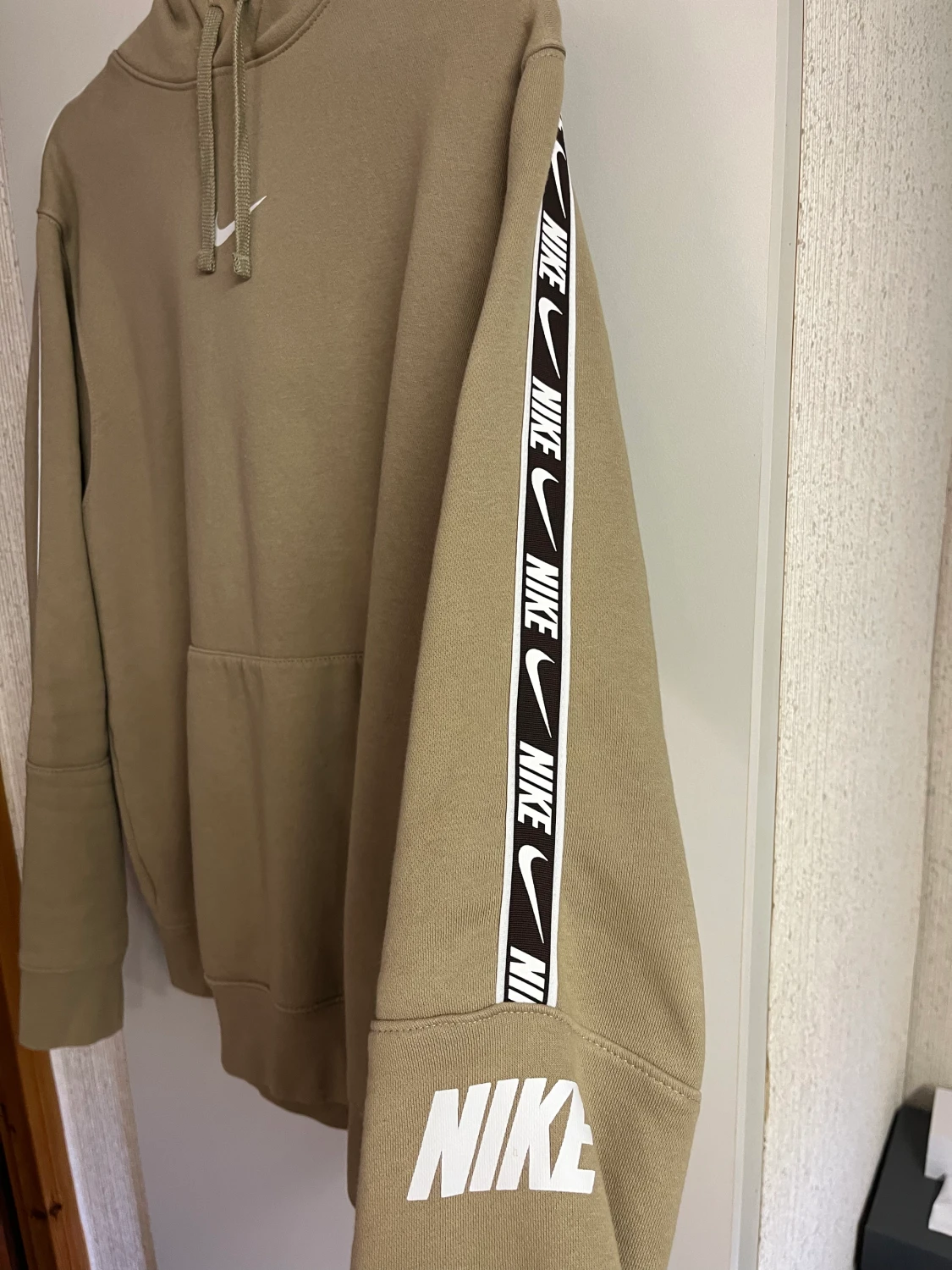 Nike hoodie - 90